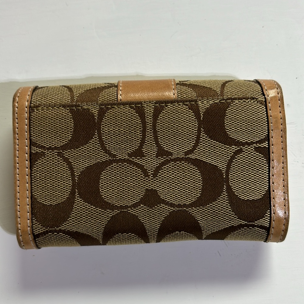 Coach Signature Wallet Tan Coach Wallet Folded Snap Coach Classic Wallet - Picture 5 of 16
